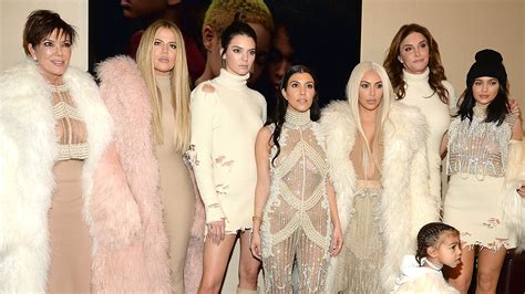 caitlyn jenner has lost all relationship with the kardashians grazia