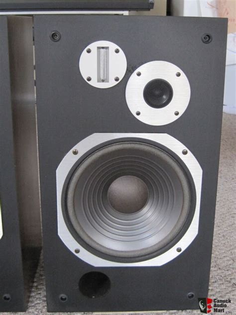 Pioneer Hpm 500 Vintage Speakers Free Shipping In Canada Photo