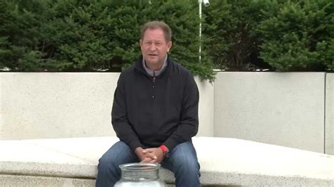 3m Ceo Inge Thulin Accepts The Alsicebucketchallenge Youtube
