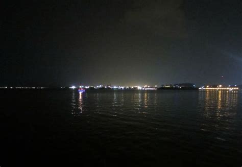 31 Gambar Pemandangan Laut Di Malam Hari