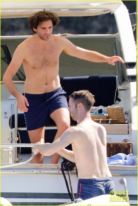 Photo Mika Goes Shirtless On Vacation With Boyfriend Andreas Dermanis