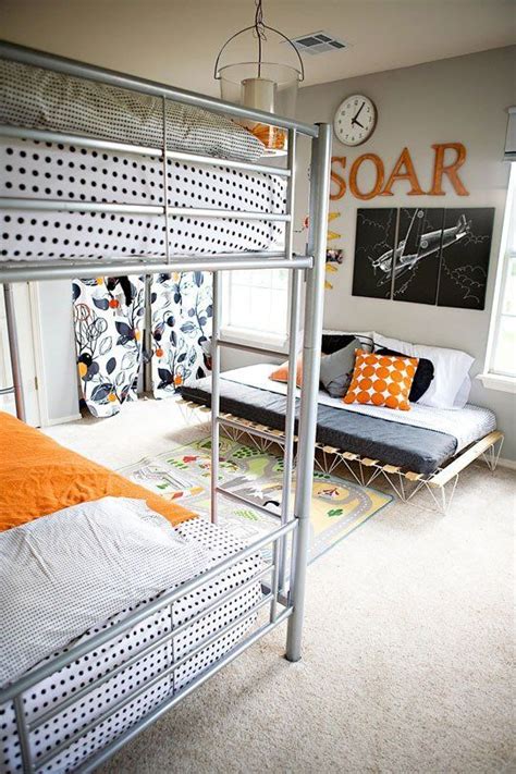 Here are 10 darling shared boys bedroom ideas. 21 Cool Shared Teen Boy Rooms Décor Ideas - DigsDigs