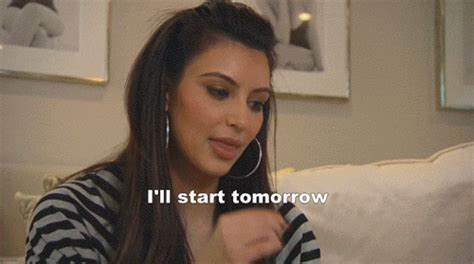13 Experiences All College Girls Have As Told By Kim Kardashian Her