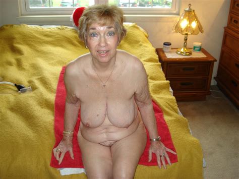 Granny Pics Xxx Gallery Granny Sexy Missis Shows Ass