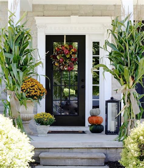 Traditional front door with sidelights. 27 Cool Front Door Designs With Sidelights - Shelterness