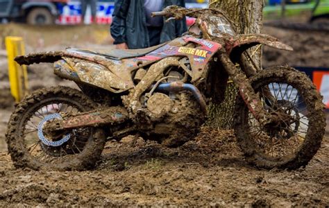 Tips For Quick Cleaning Your Dirt Bike Motosport