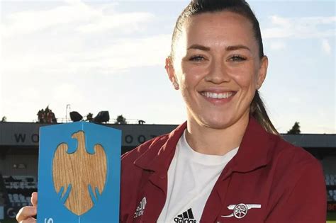 Ireland Captain Katie Mccabe Caps Outstanding October By Winning Wsl