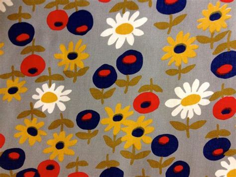 60s flower power delightful daisy cotton fabric fab floral by schwartz liebman textiles