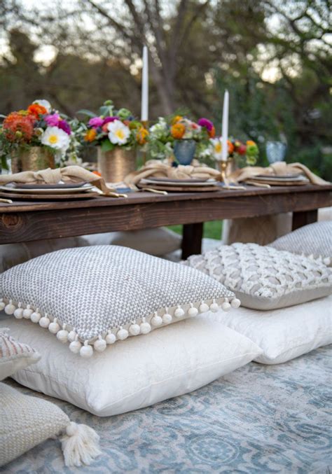 Although a dinner party is about the people and conversation, some guests will still be expecting dinner. How To Plan A Bohemian Backyard Dinner Party | Dinner ...