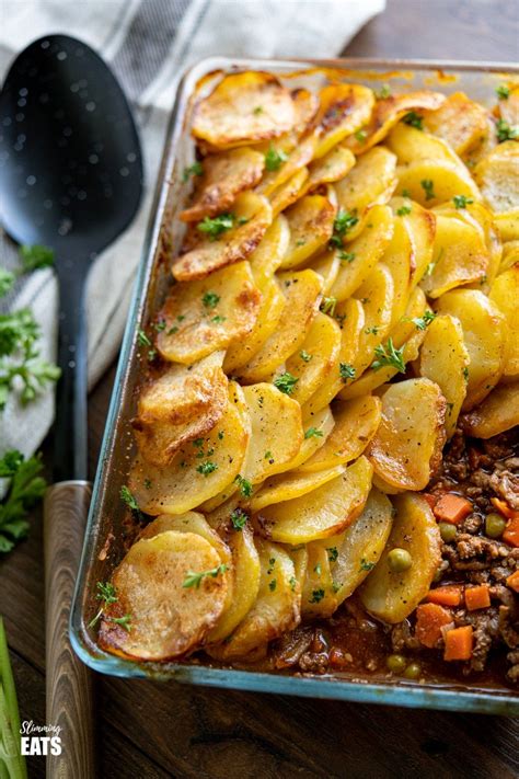 Yummy Crispy Potato Topped Meat Pie Minced Beef Hotpot A Delicious
