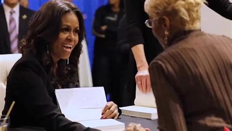 Michelle Obamas ‘becoming Book Tour Coming To 4 Canadian Cities
