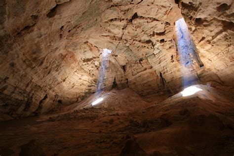 Majlis Al Jinn Cave Muscat Oman Places To See Underwater Sculpture