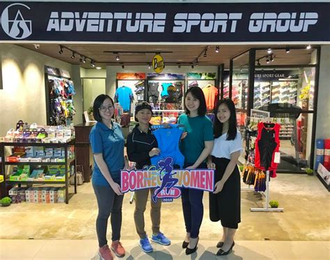 The categories at the mwm were the 5 km, 10 km, 21 km and 42 km. 6 Women-Only Races All Ladies Should Not Miss | JustRunLah!