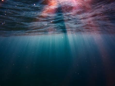 Underwater Sunbeams 4k Wallpaperhd Photography Wallpapers4k