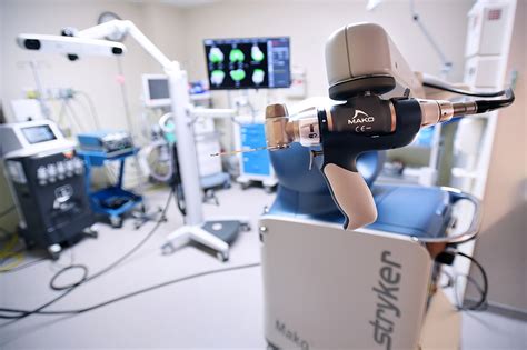 Surgeons Use Robotic Arm To Assist In Joint Surgeries Daily Inter Lake