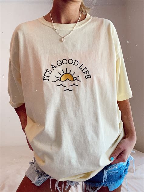 Embroider Its A Good Life Tee Sunkissedcoconut ️ Cute Shirt Designs