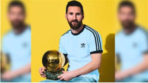 lionel messi snatched the honor from ronaldo