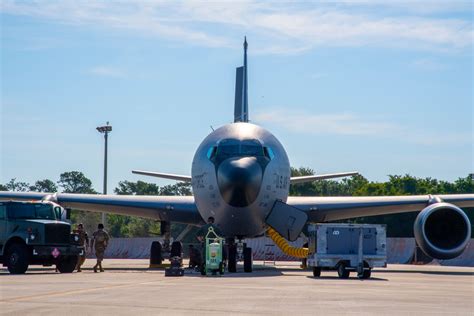 Dvids Images Macdill Afb Conducts Its First Kc 135 Hot Pit Refuel
