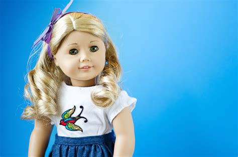 Wallpaper Face Blonde Eyes Blue Toy Doll Head Girl Lighting