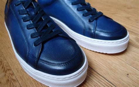These 14 Low Top Leather Sneakers For Men Might Be Dressy Enough For