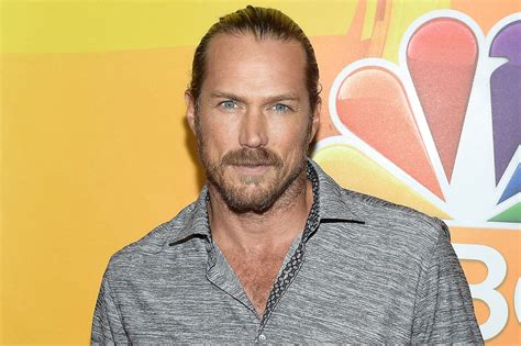 Sex And The City Alum Jason Lewis Reveals Why He Pulled Away From Hollywood