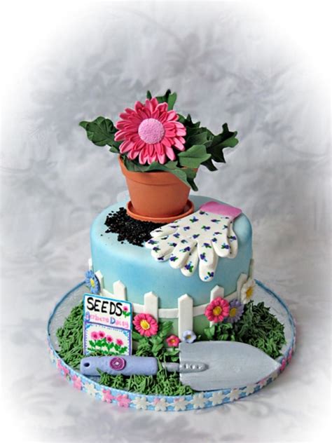 Top Cakes With Daisies Page 25 Of 43
