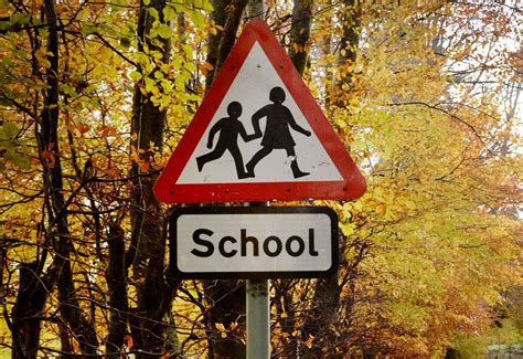 Drivers urged to slow down near schools as flashing signs suffer technical fault