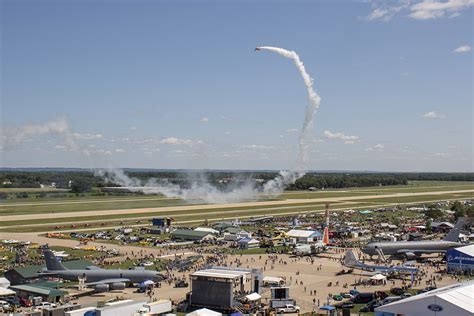 Two For One Dual Airventure Air Show Performances Promote Social