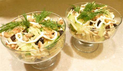 Салат с куриной грудкой: выберите свой простой и вкусный рецепт Картинка - Салат с куриной грудкой: выберите свой простой и вкусный рецепт