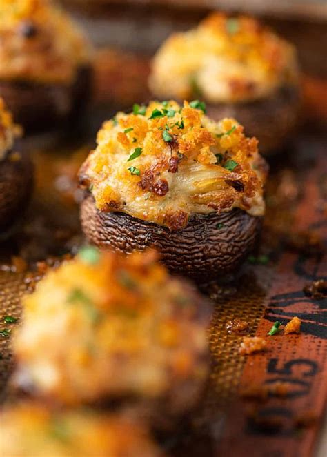 You can use just about i heated the crabmeat with green onions, cream cheese, egg, and spices in a skillet and stuffed the mushrooms with the mixture before topping. This Crab Stuffed Mushroom recipe is my family favorite ...