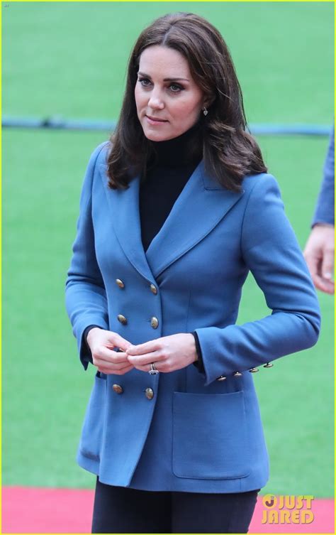 Pregnant Kate Middleton Makes Surprise Appearance At Coach Core