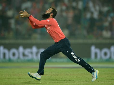 England Cricketer Moeen Ali Criticises Joke Stop By Border Officers At Birmingham Airport On