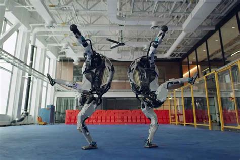Robots De Boston Dynamics Arrasan En Youtube Bailando El Twist Mejor Que Muchos Humanos Sabes Cl