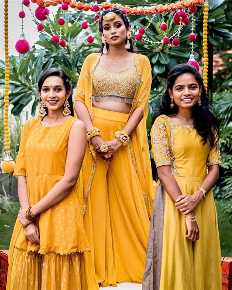 Top 8 Voguish Outfit Ideas For Bridesmaids Weva Photography