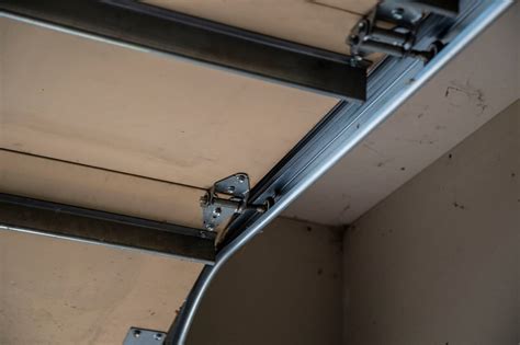 When you experience an issue with your garage door you should have swift, useful company which you can count on. Cost to Repair a Garage Door - 2020 Price Guide - Inch ...