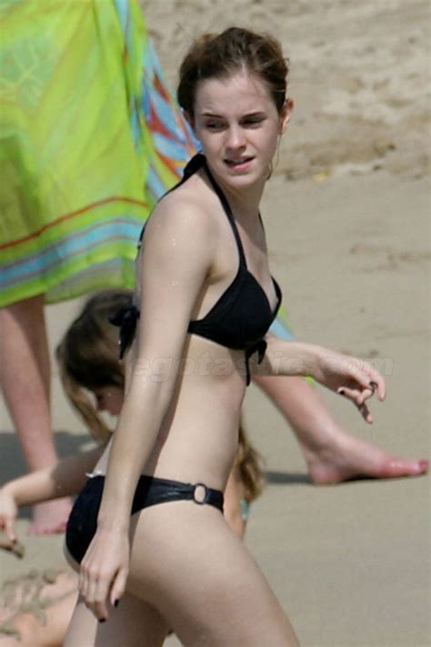Emma Watson In Bikini 8 Pics Izismile
