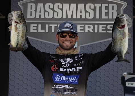 Palaniuk Powers To Opening Round Lead At Bassmaster Elite Series Event