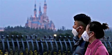 Hore Disneyland Shanghai Dibuka Lagi Ini Aturan Bagi Para Pengunjung