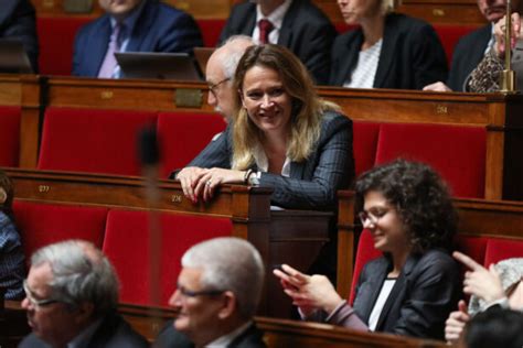 Olivia Grégoire Ex Compagne De Manuel Valls Nommée Secrétaire Detat