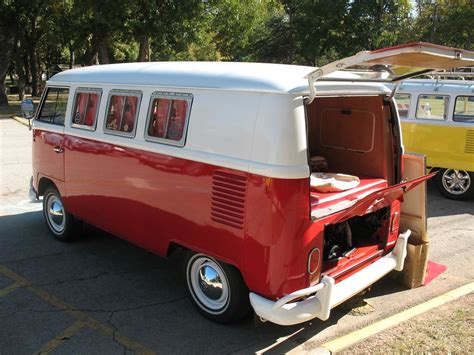 Red And White Vw Bus 11 Window Kombi In Fort Worth Tx Driver Side