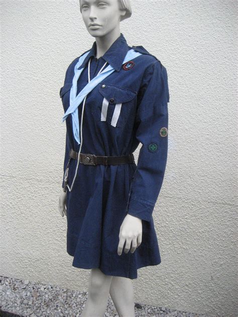 Vintage 1940's 50's UK Girl Guides Uniform (tie is undone) | eBay ...