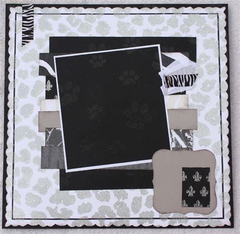 Chattering Robins Black And White Pet Layout