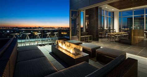 Best Rooftop Bars In Washington Dc Where To Drink With A View Thrillist