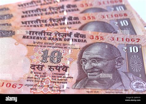 10 Ten Indian Rupees Note Currency Hi Res Stock Photography And Images