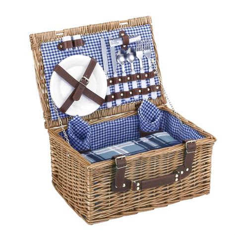 We've rounded up the best. 10 Romantic Picnic Baskets that You Can Buy Right Now!