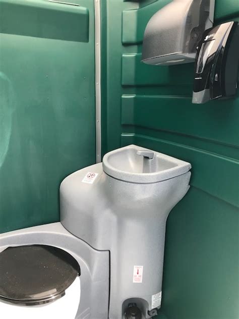 Long Term Flushing Porta Potty Rentals In Dc Va And Md Gotügo