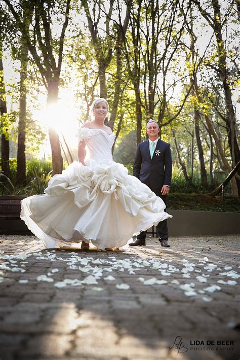 What To Ask Your Professional Wedding Photographer
