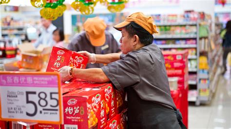 הציוצים העדכניים ביותר של ntuc fairprice (@fairpricesg). A Day in the Life of a Supermarket Retail Assistant - LabourBeat