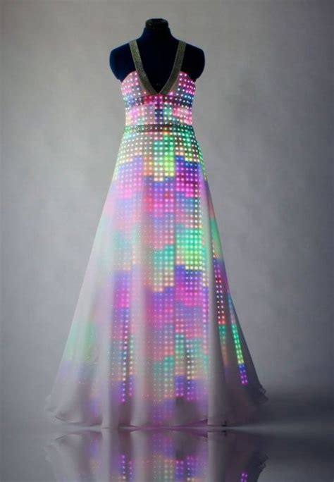 Aurora Dress By Cutecircuit Led Dress Led Dress Fashion Technology