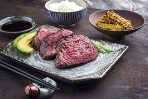 Japanese kobe steak plate recipes : Traditional Japanese Kobe Beef Steak Filet With Rice And ...